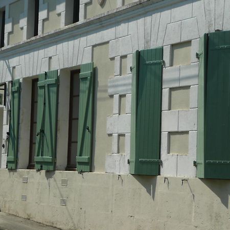 Maison Blanc Bed & Breakfast Gibourne Exterior foto